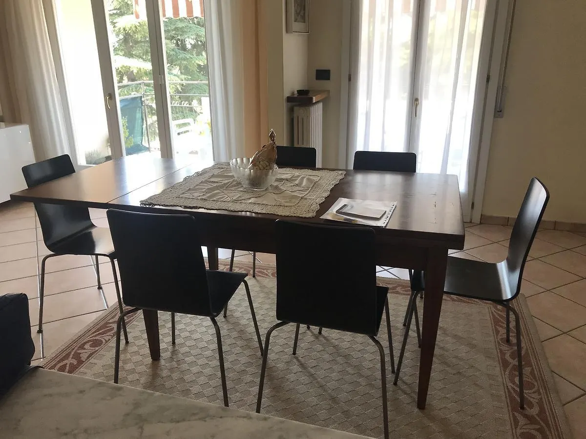 Suite Francy Panorama Bardolino 0*,